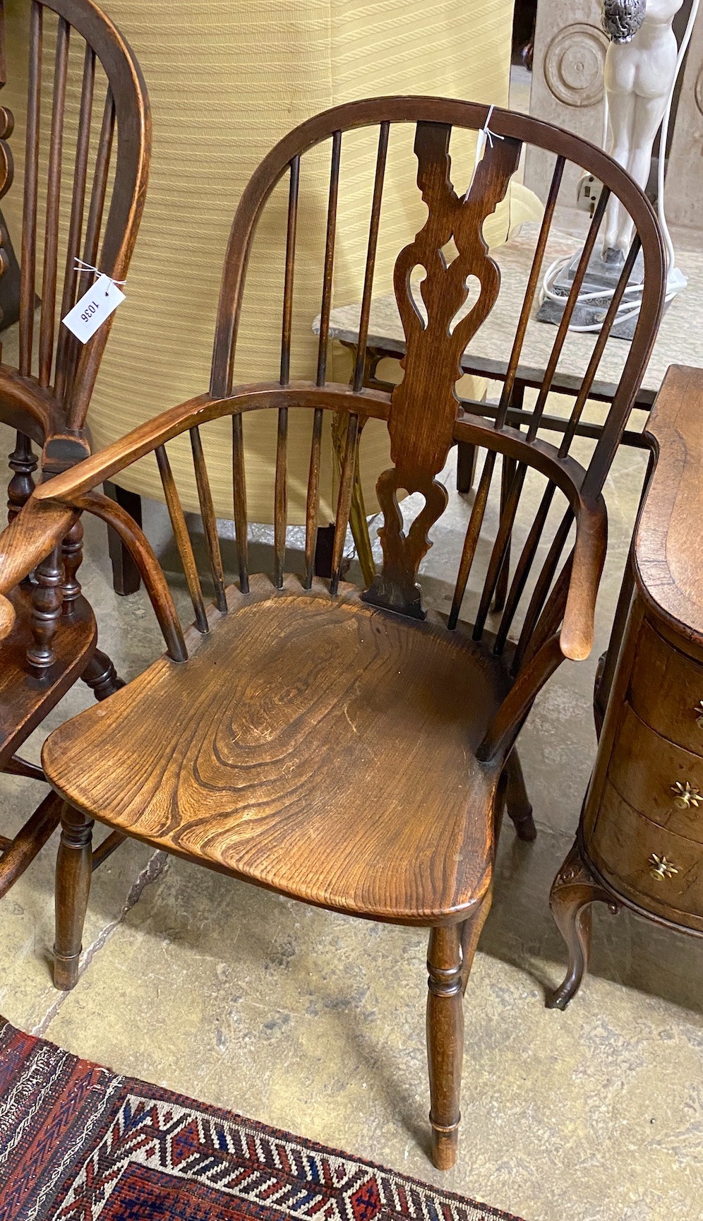 A Victorian elm, ash and beech Windsor chair